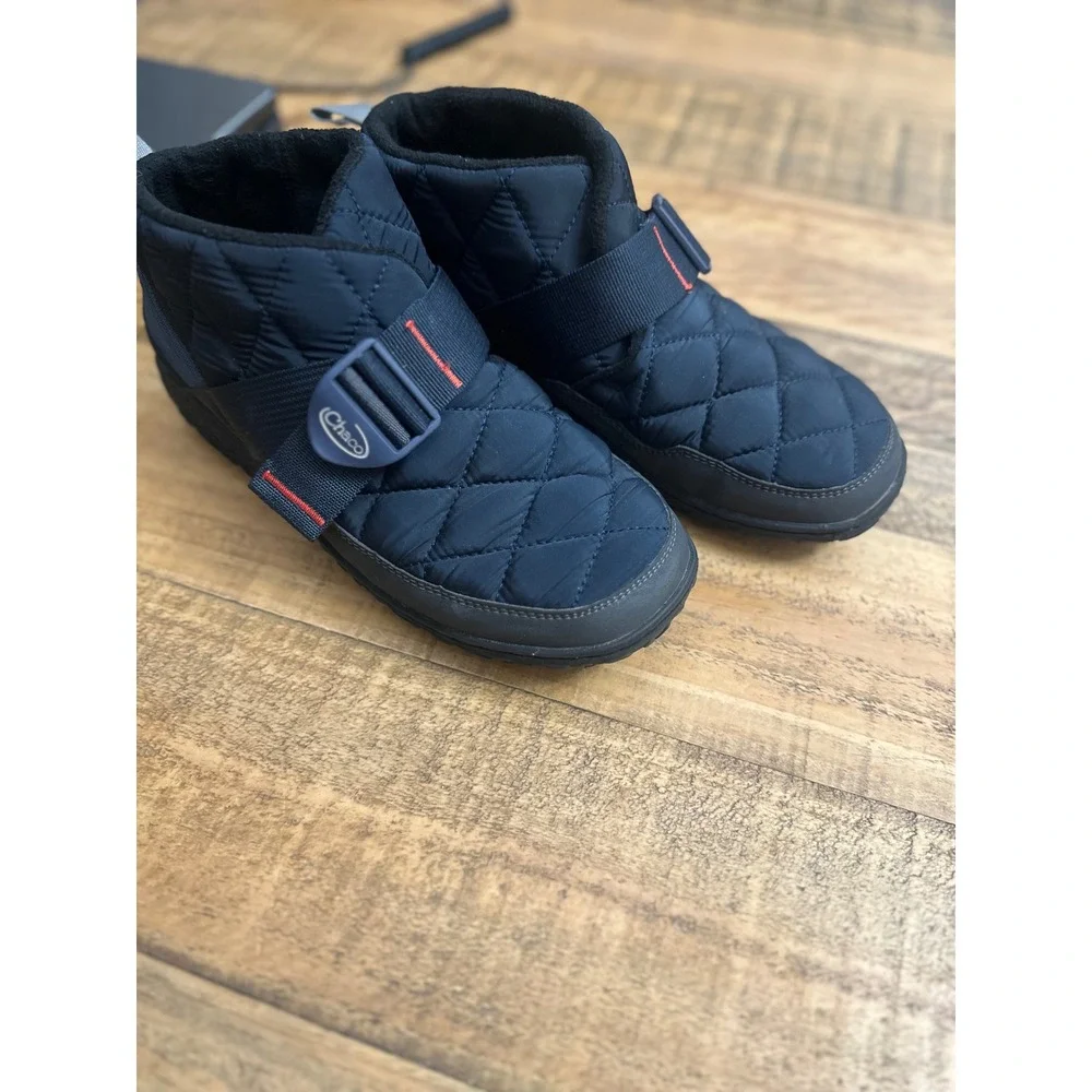 Chaco Ramble Puff Mid Quilted Navy Blue Boots JCH107477 Mens 9.5‎